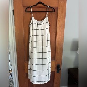 Boutique midi dress size small